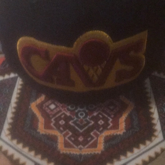 Cleveland cavaliers hat - Picture 3 of 3